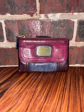 Fossil Two-Tone Leather Wallet in Burgundy & Navy Blue